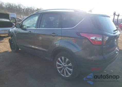 2018 Ford Escape Titanium z USA, uszkodzony, nr VIN 1FMCU9J96JUB97944